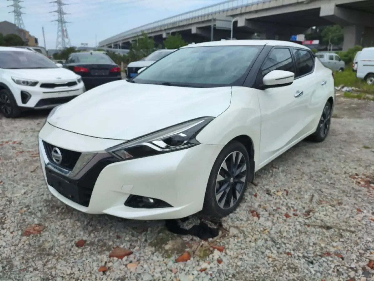 2016 Nissan Bluebird 1.6L 126HP L4 CVT