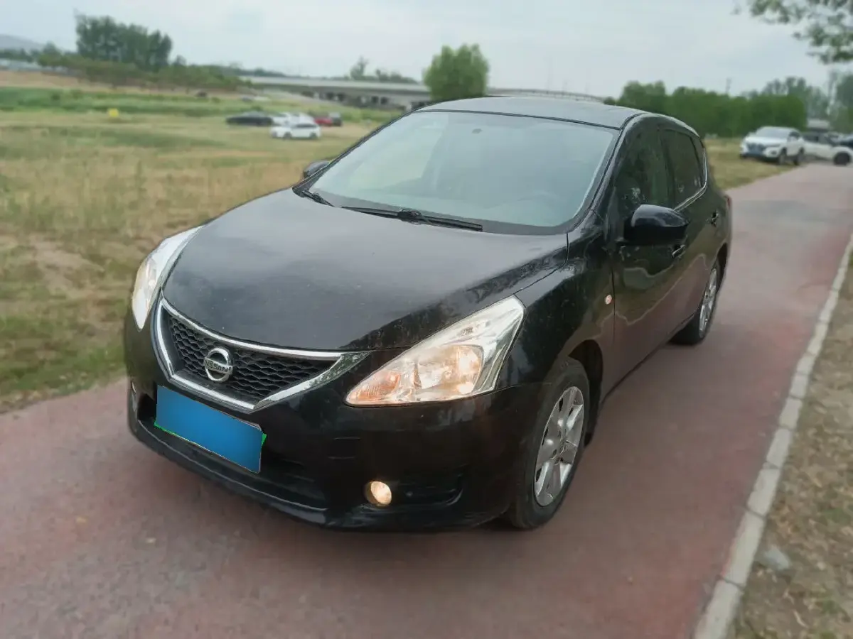 2011 Nissan Tiida 1.6L 126HP L4 CVT