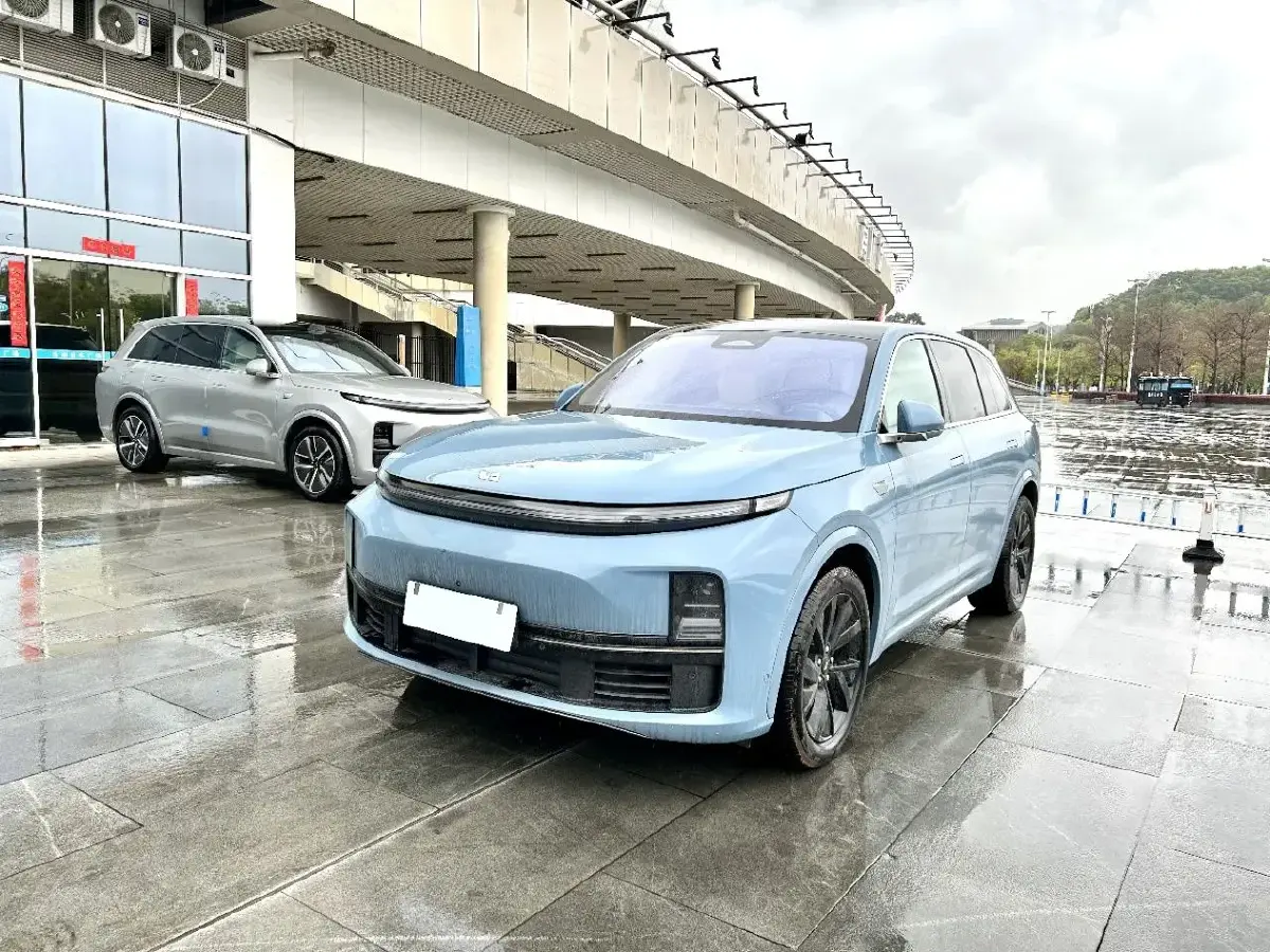 2023 Li L7 Range Extended 154HP REEV 40.9KWH