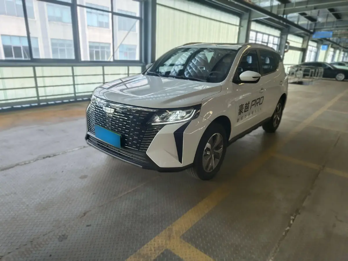 2024 Geely OkavangoPRO 1.5T 181HP L4 7DCT