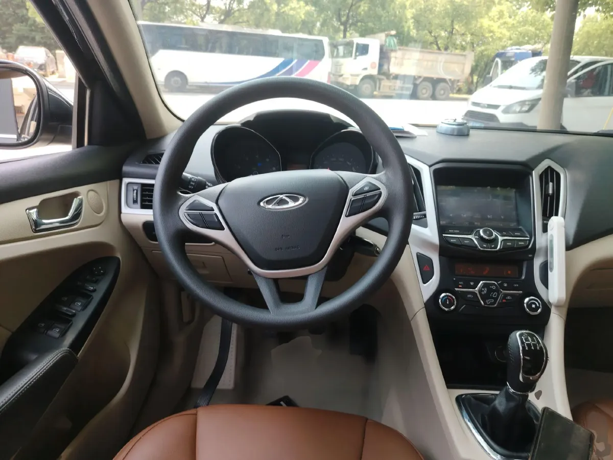 2015 Chery Arrizo 7 1.6L 126HP L4 5MT,autocango,china used car exporter,china ev exporter,chinese used car exporter,chinese used ev exporter