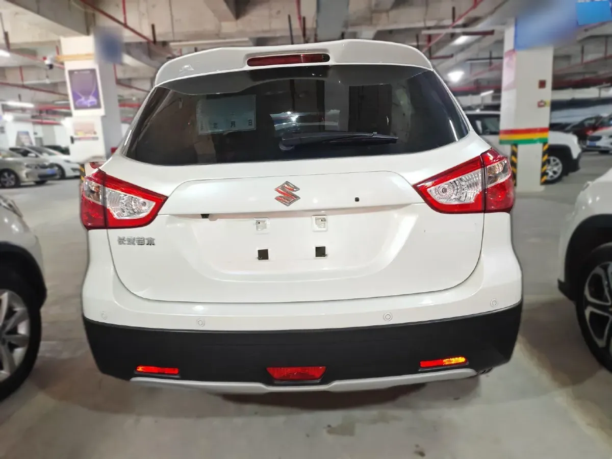 2015 Suzuki S-cross 1.6L 122HP L4 CVT,autocango,china used car exporter,china ev exporter,chinese used car exporter,chinese used ev exporter