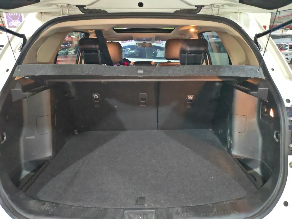 2015 Suzuki S-cross 1.6L 122HP L4 CVT,autocango,china used car exporter,china ev exporter,chinese used car exporter,chinese used ev exporter