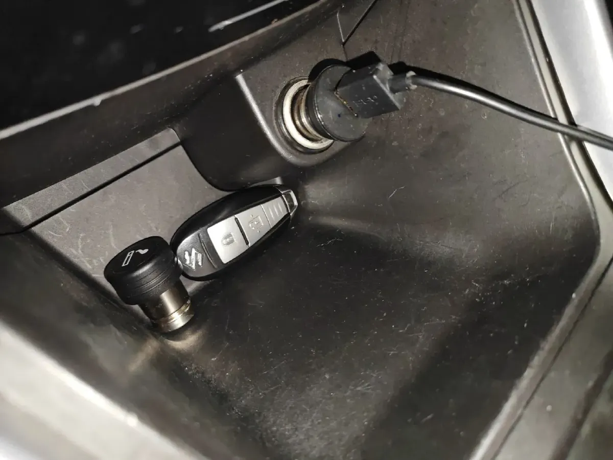 2015 Suzuki S-cross 1.6L 122HP L4 CVT,autocango,china used car exporter,china ev exporter,chinese used car exporter,chinese used ev exporter