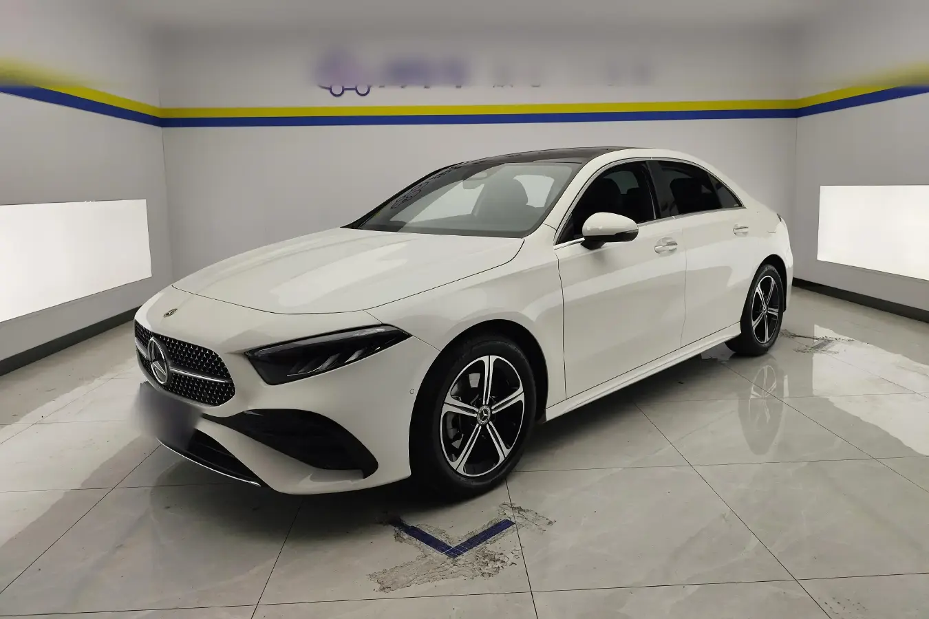 2023 Mercedes-Benz A Class 1.3T 163HP L4 7DCT