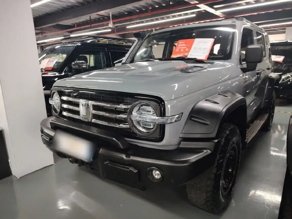 2022 Tank 300 2.0T 227HP L4 8AT