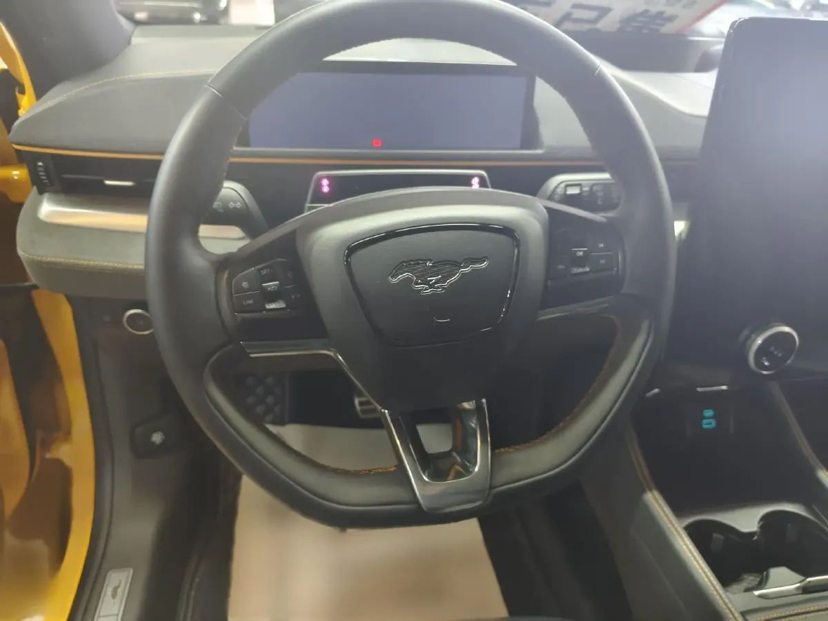 2024 Ford Mustang Mach-E BEV 80.3KWH,autocango,china used car exporter,china ev exporter,chinese used car exporter,chinese used ev exporter