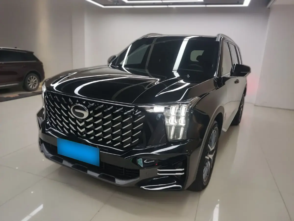 2025 GAC Trumpchi GS8 2.0T 252HP L4 8AT