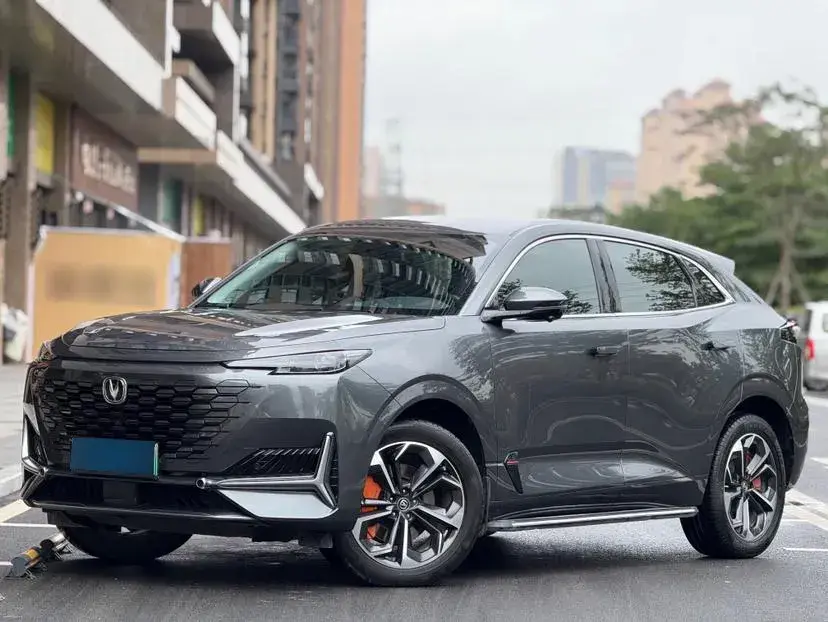 2022 ChangAn UNI-K iDD 1.5T 170HP L4 6TCT PHEV 30.74KWH