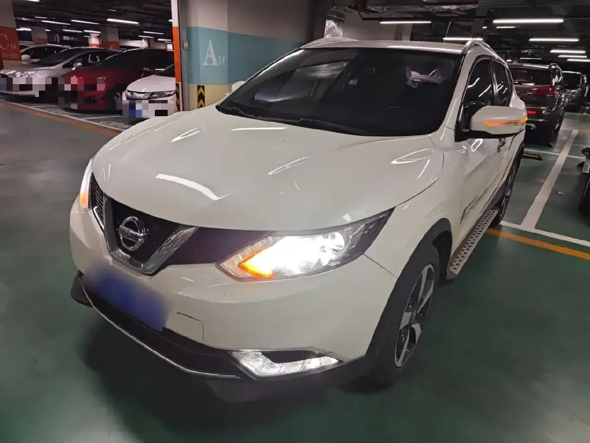 2017 Nissan Qashqai 2.0L 150HP L4 CVT