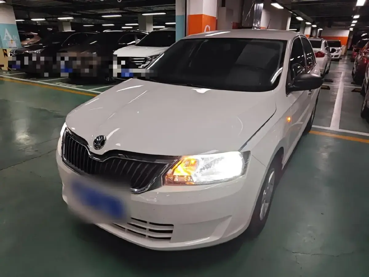 2016 Skoda Rapid 1.4L 90HP L4 5MT