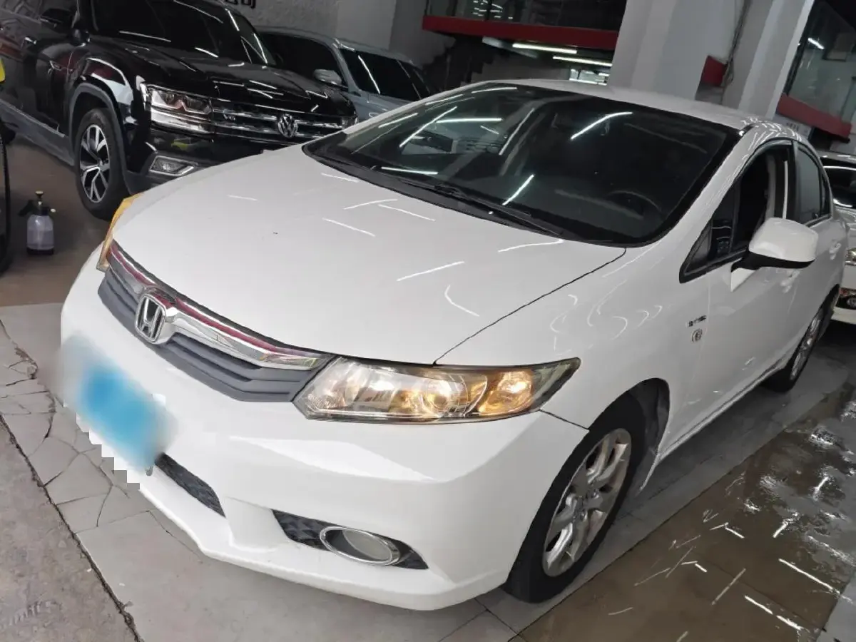 2012 Honda Civic 1.8L 141HP L4 5AT