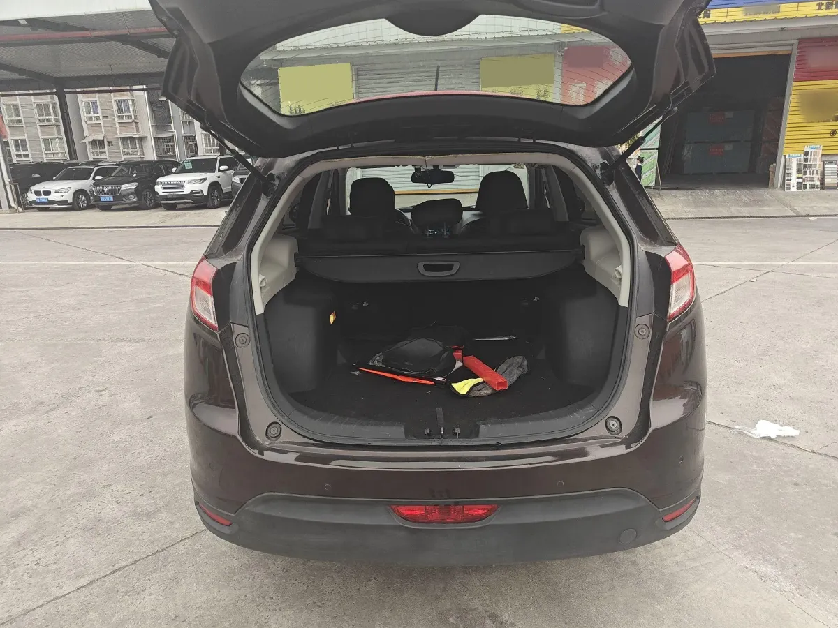 2014 GAC Trumpchi GS5 2.0L 147HP L4 5AT,autocango,china used car exporter,china ev exporter,chinese used car exporter,chinese used ev exporter