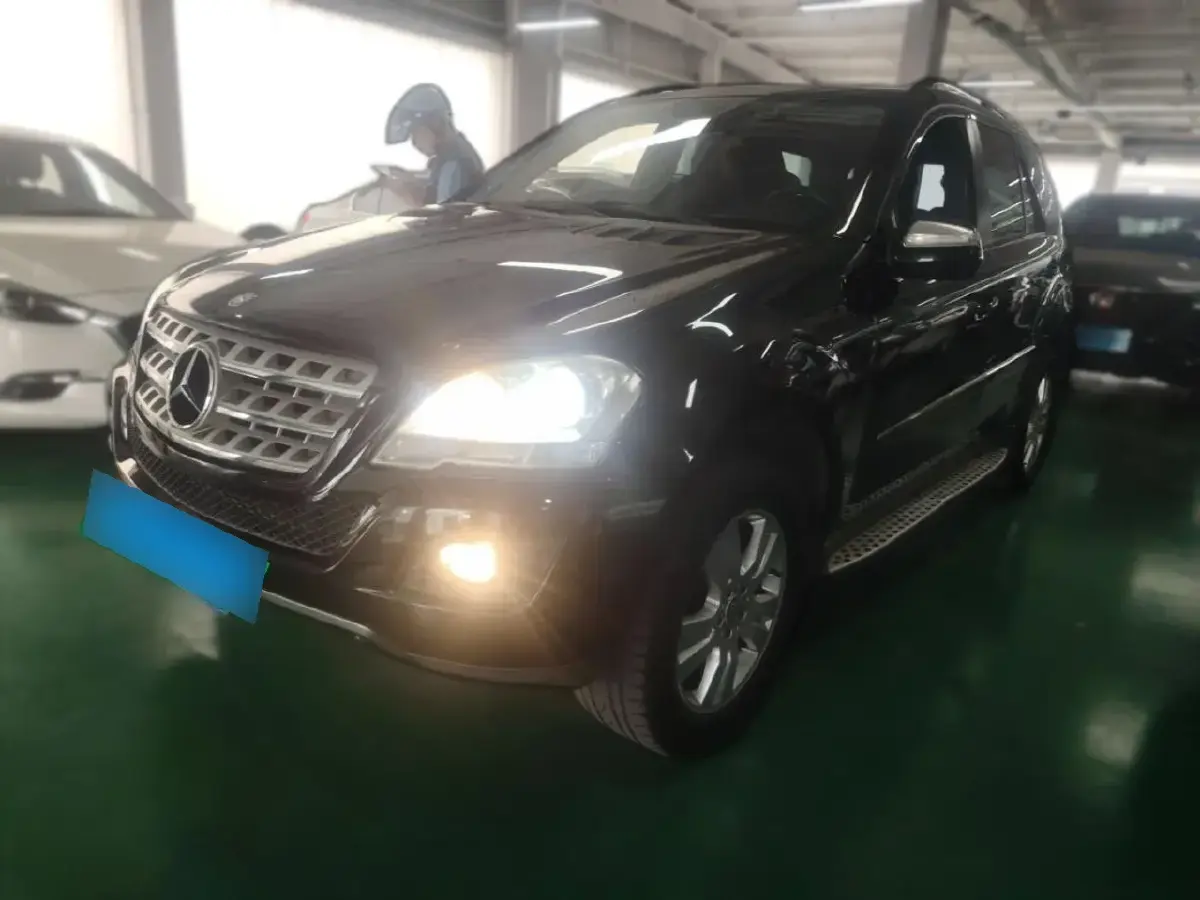 2010 Mercedes-Benz M Class 3.0L 231HP V6 7AT 2010 Mercedes-Benz M Class 3.0L 231HP V6 7AT