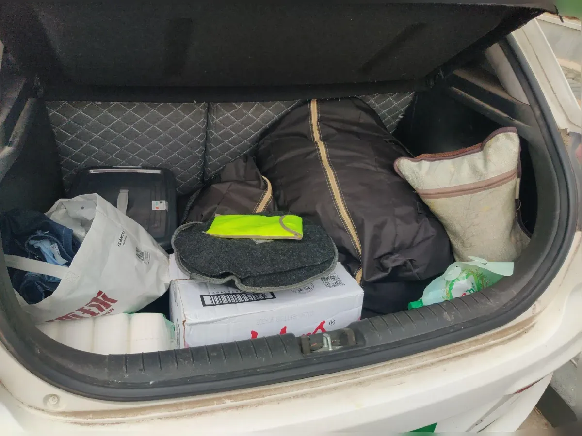 2017 Hyundai Verna RV 1.4L 100HP L4 6MT,autocango,china used car exporter,china ev exporter,chinese used car exporter,chinese used ev exporter