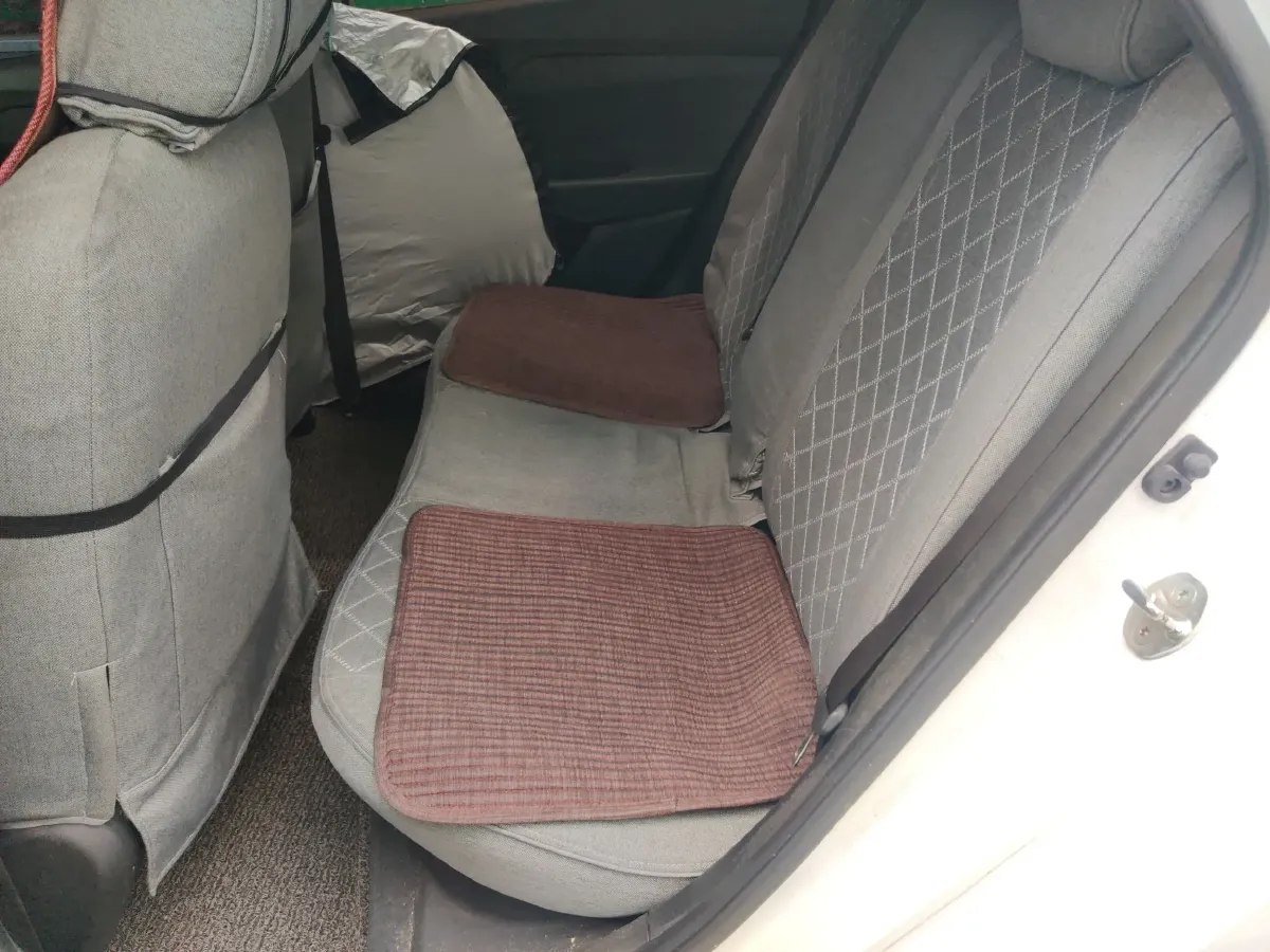 2017 Hyundai Verna RV 1.4L 100HP L4 6MT,autocango,china used car exporter,china ev exporter,chinese used car exporter,chinese used ev exporter