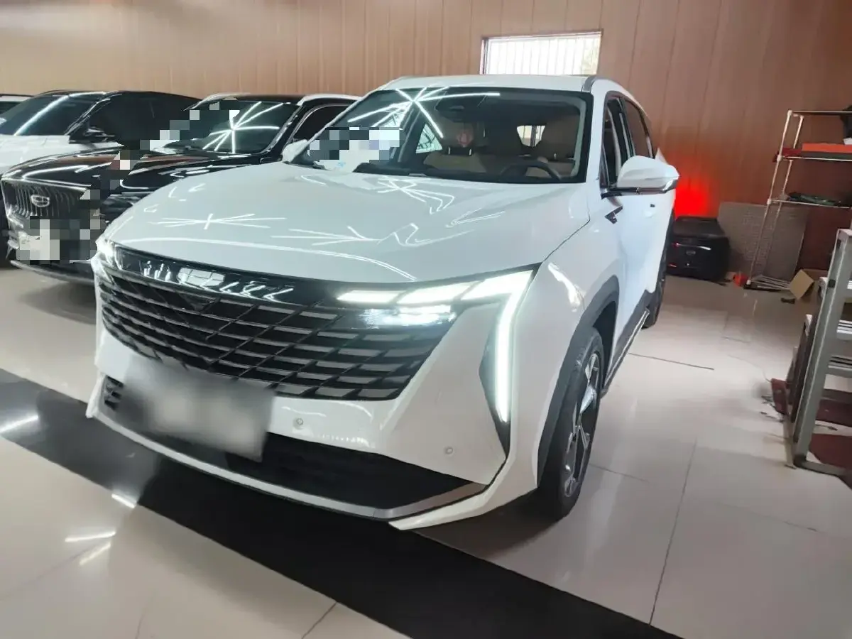 2023 Geely StarRay 2.0T 218HP L4 7DCT