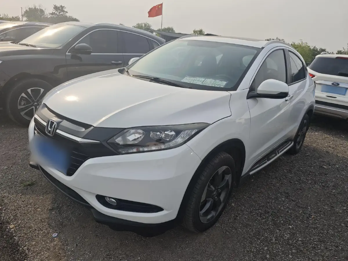 2015 Honda Vezel 1.8L 136HP L4 CVT