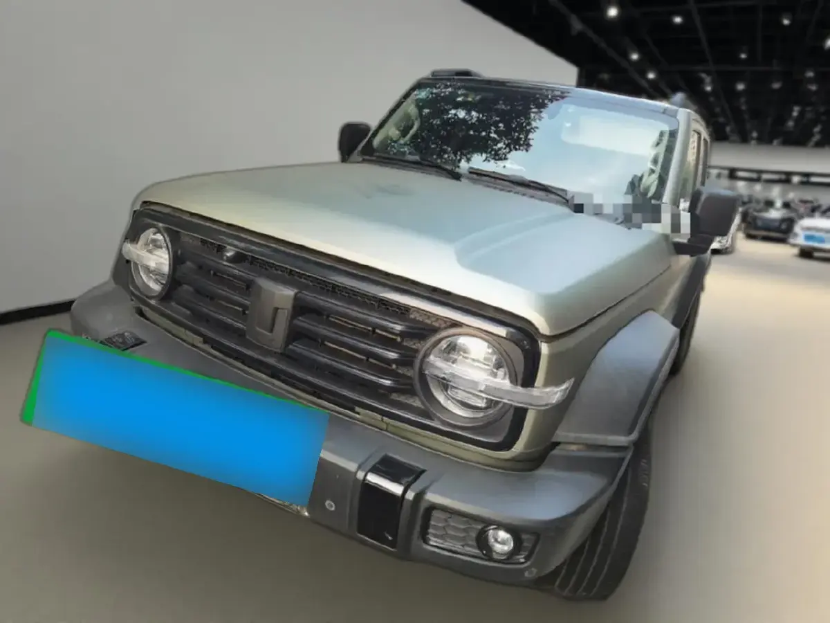 2021 Tank 300 2.0T 227HP L4 8AT