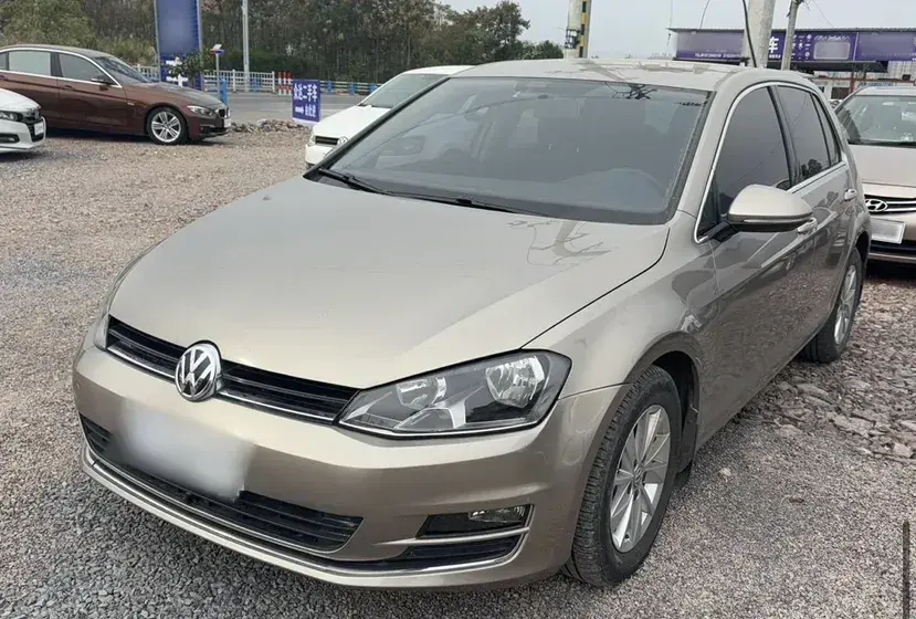 2015 Volkswagen Golf 1.6L 110HP L4 6AT
