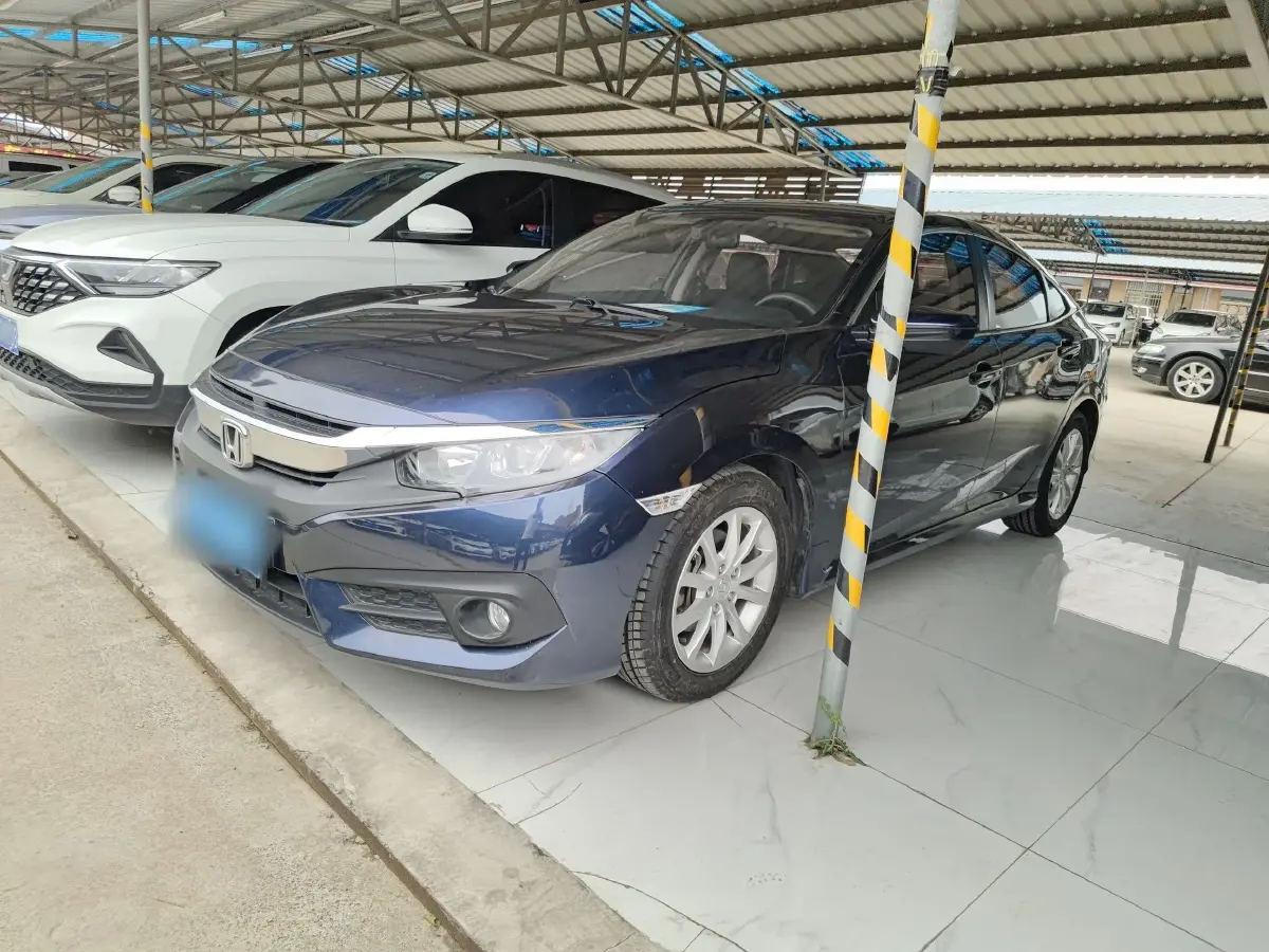 2016 Honda Civic 1.0T 125HP L3 CVT