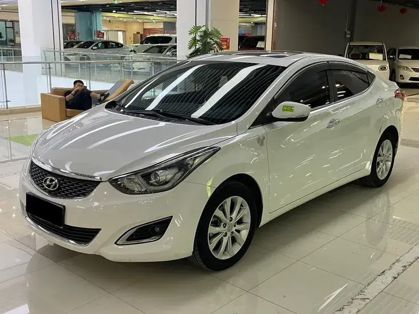 2016 Hyundai Elantra 1.6L 128HP L4 6AT