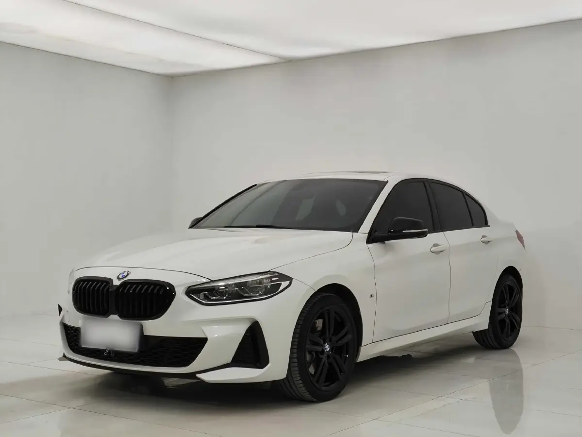 2021 BMW 1 Series 2.0T 192HP L4 7DCT