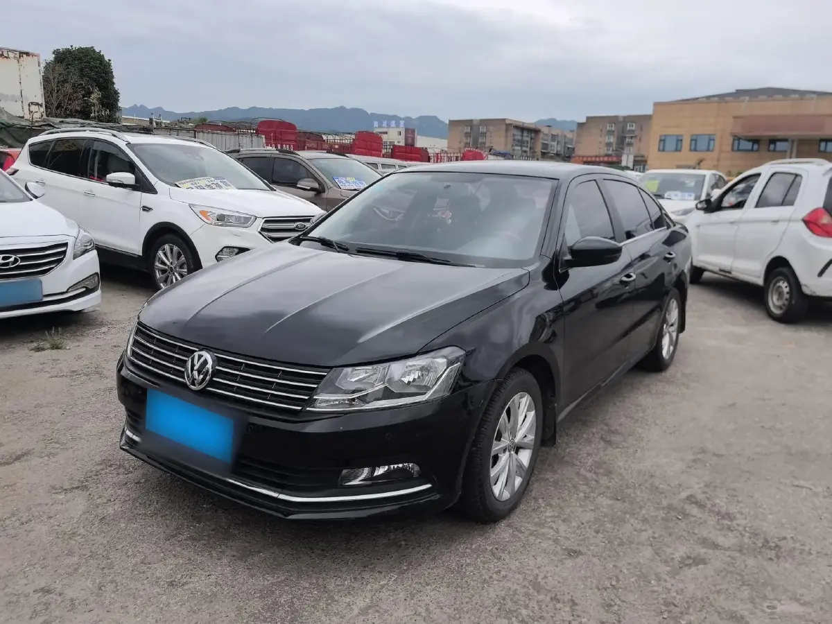 2015 Volkswagen Lavida 1.6L 110HP L4 6AT