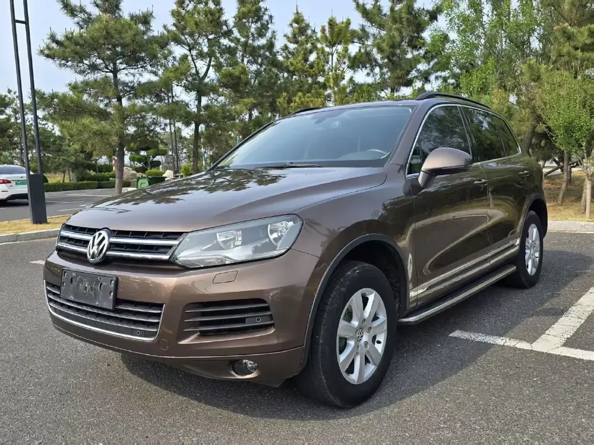 2011 Volkswagen Touareg 3.0T 290HP V6 8AT