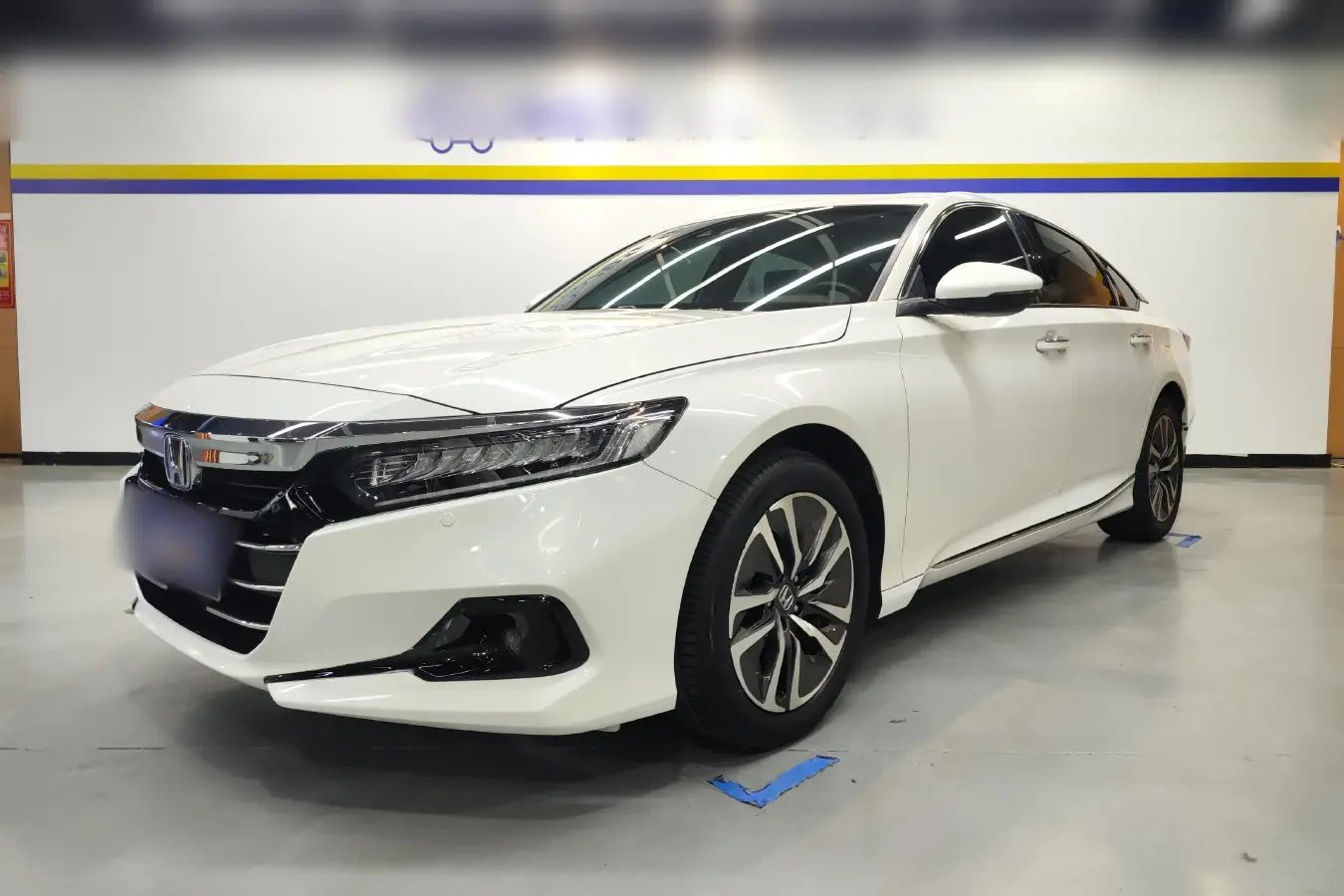 2022 Honda Accord 2.0L 146HP L4 E-CVT Hybrid