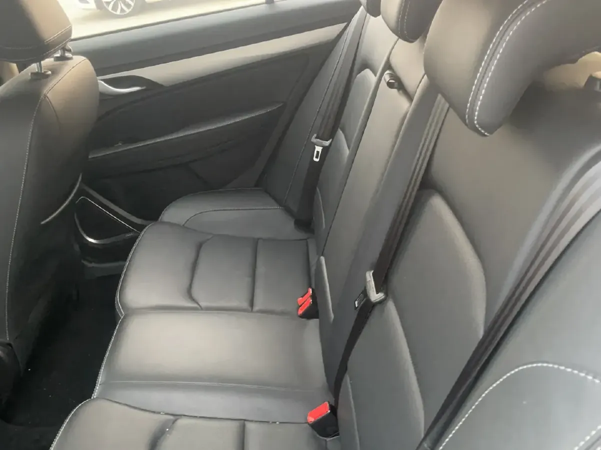 2018 Geely Vision S1 1.5L 109HP L4 5MT,autocango,china used car exporter,china ev exporter,chinese used car exporter,chinese used ev exporter