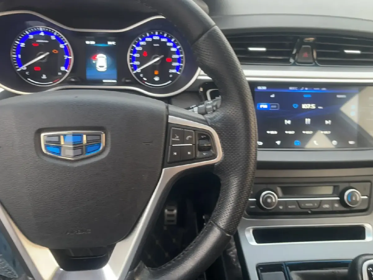 2018 Geely Vision S1 1.5L 109HP L4 5MT,autocango,china used car exporter,china ev exporter,chinese used car exporter,chinese used ev exporter