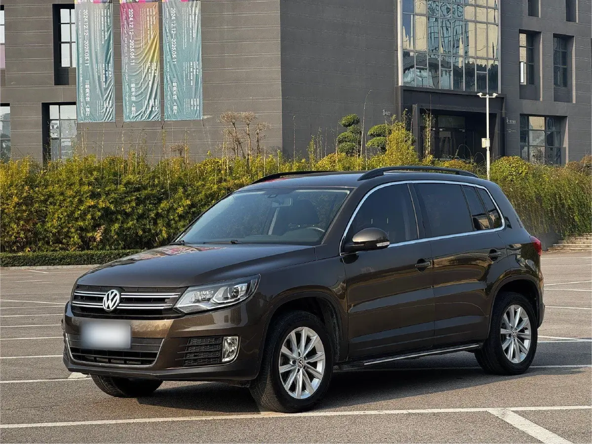 2015 Volkswagen Tiguan 1.8T 160HP L4 6AT