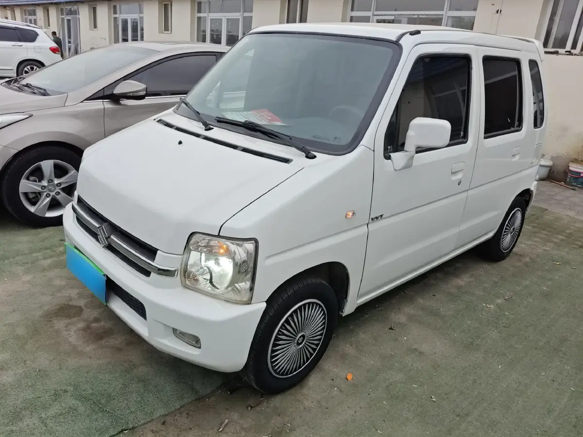 2016 Suzuki Wagon R 1.4L 97HP L4 5MT