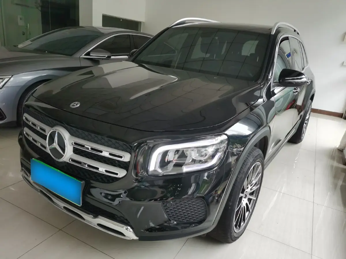 2023 Mercedes-Benz GLB Class 2.0T 190HP L4 8DCT