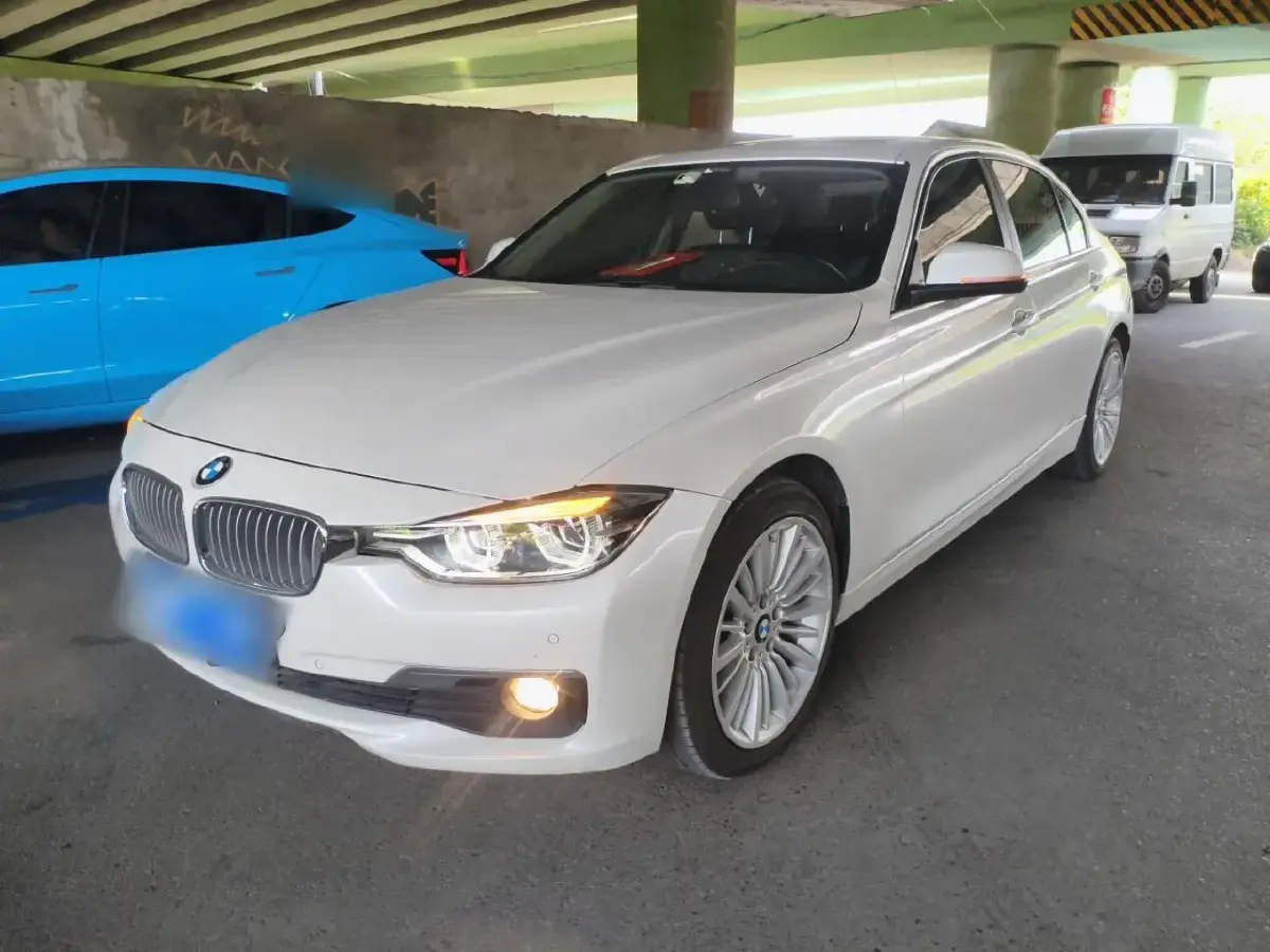 2018 BMW 3 Series 2.0T 184HP L4 8AT