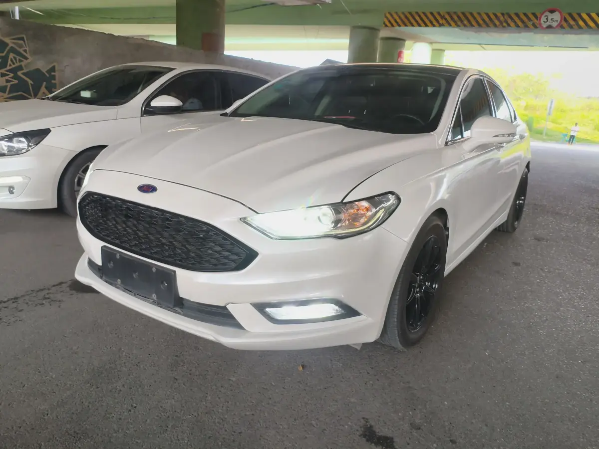 2017 Ford Mondeo 2.0T 204HP L4 6AT