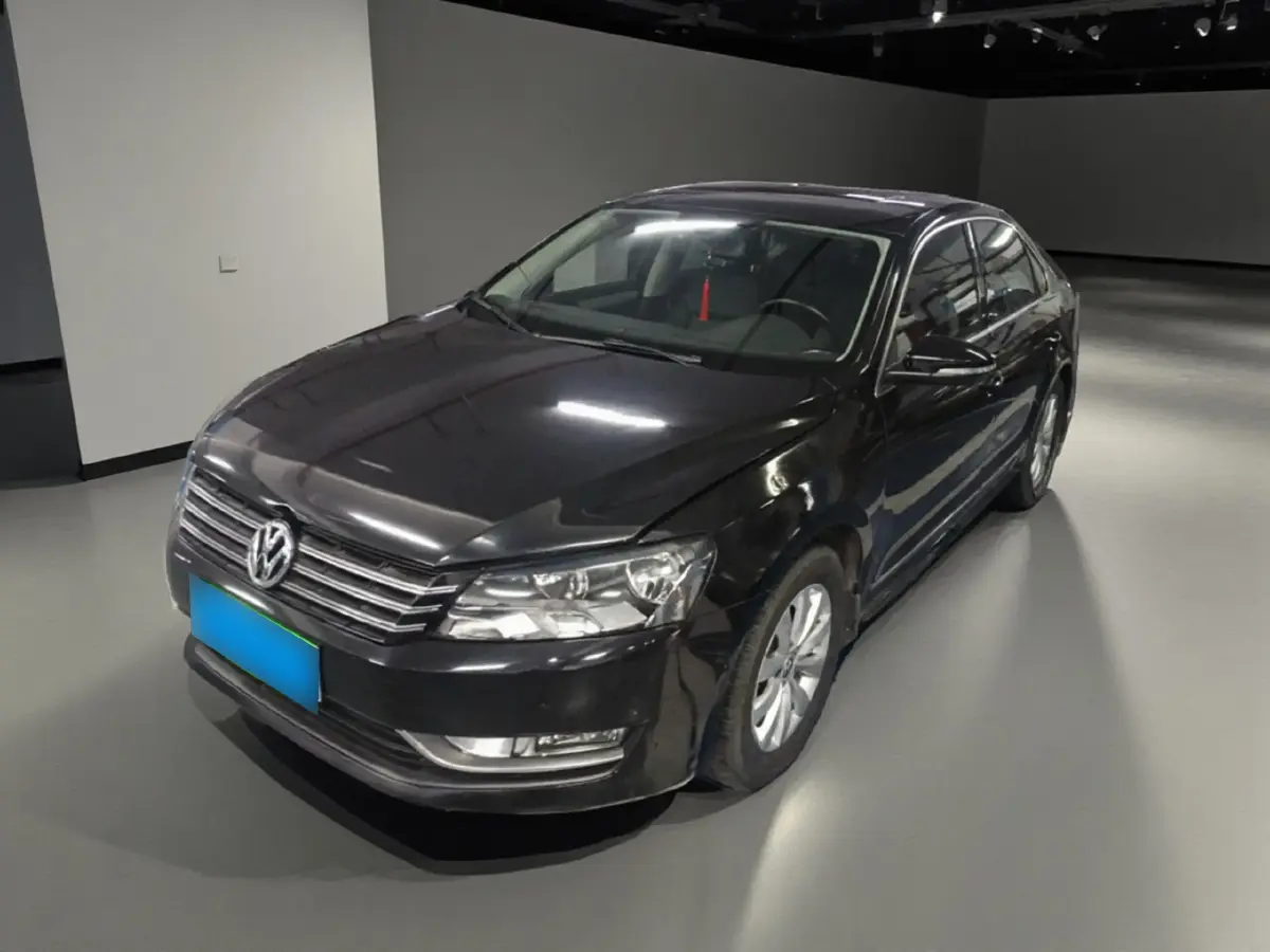2014 Volkswagen Passat 1.4T 131HP L4 7DCT