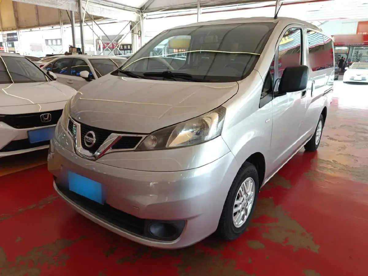 2014 Nissan NV200 1.6L 124HP L4 CVT