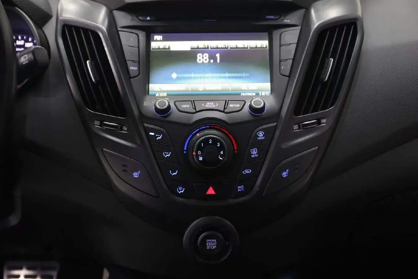 2015 Hyundai Veloster 1.6T 204HP L4 7DCT,autocango,china used car exporter,china ev exporter,chinese used car exporter,chinese used ev exporter