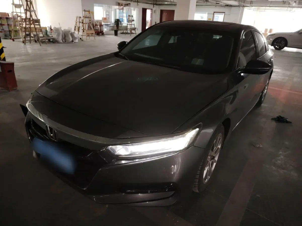 2018 Honda Accord 1.5T 194HP L4 CVT