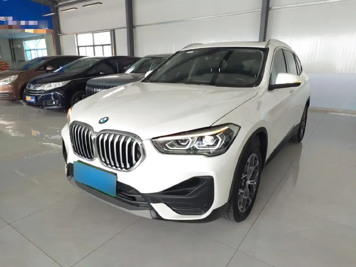 2022 BMW X1 2.0T 192HP L4 7DCT