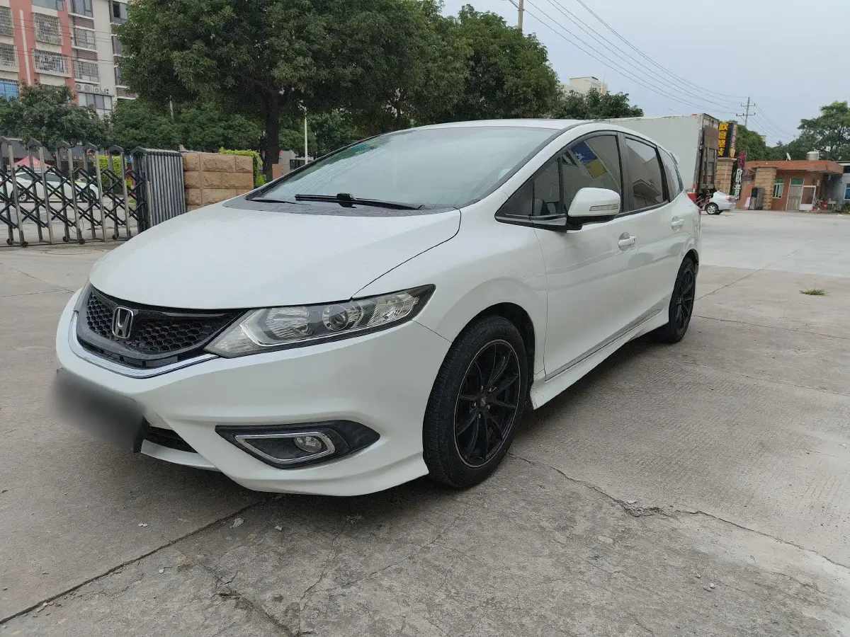 2016 Honda Jade 1.8L 141HP L4 5AT