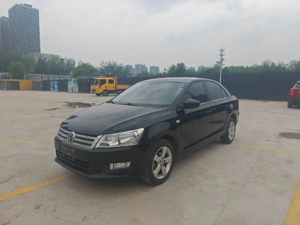 2015 Volkswagen Santana 1.6L 110HP L4 5MT