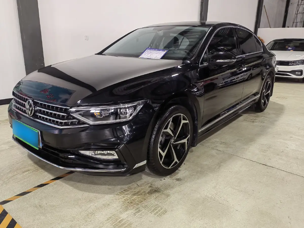 2023 Volkswagen Magotan 2.0T 186HP L4 7DCT