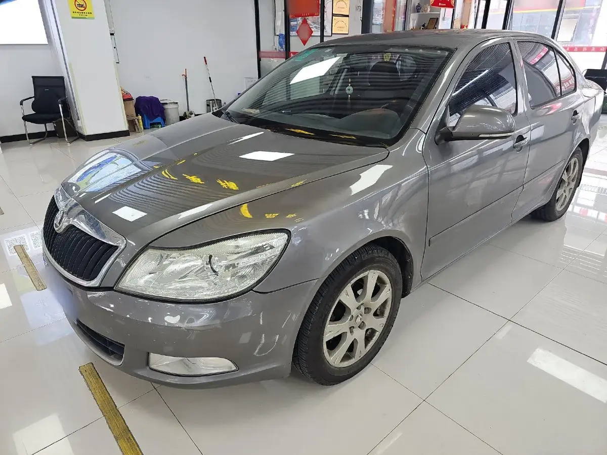 2014 Skoda Octavia 1.6L 105HP L4 6AT