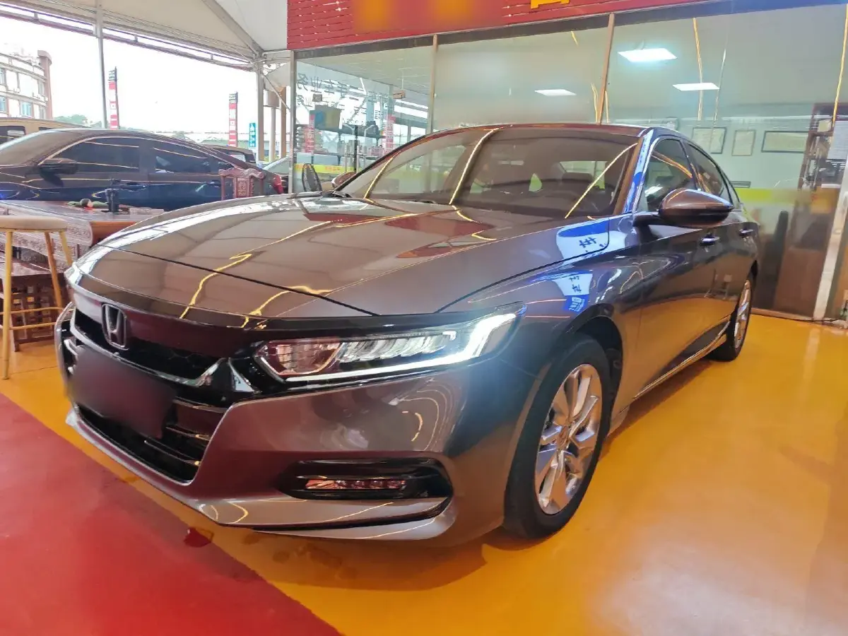 2018 Honda Accord 1.5T 194HP L4 CVT