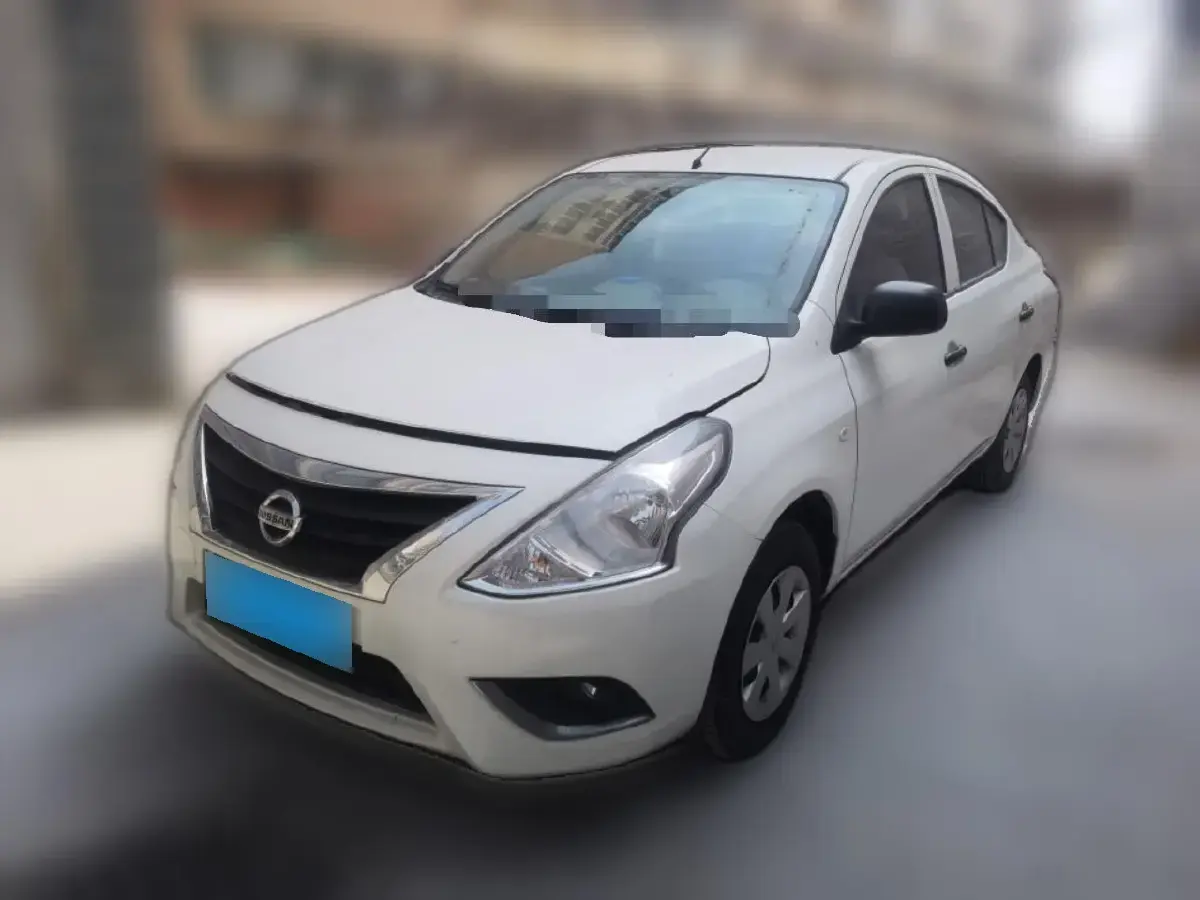 2014 Nissan Sunny 1.5L 112HP L4 CVT
