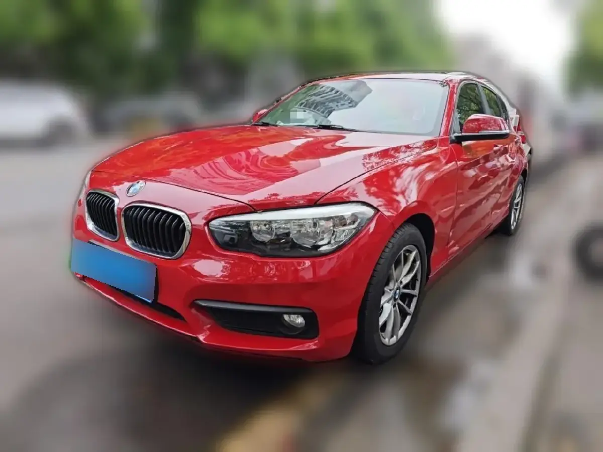2015 BMW 1 Series 1.6T 136HP L4 8AT