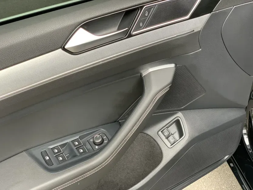 2022 Volkswagen Magotan GTE 1.4T 150HP L4 6DCT PHEV 13KWH,autocango,china used car exporter,china ev exporter,chinese used car exporter,chinese used ev exporter